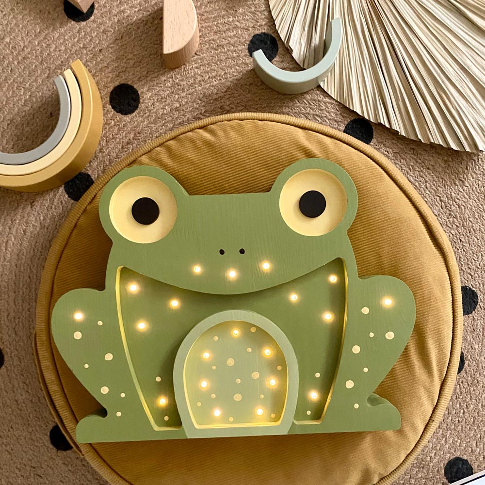 Handgefertigte Retro-Aufbewahrungsbox Aus Kiefernholz - Mit Metallschloss & 3 Größen