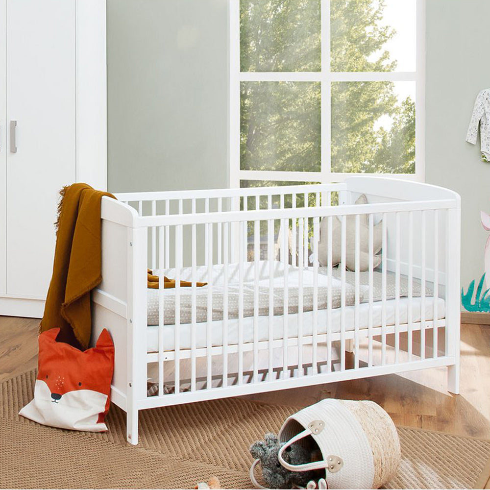 Babybett Viktoria 70x140 cm höhenverstellbar und umbaubar, modernes Design für Babymöbel und Babybetten im Sale und Neuheitenbereich