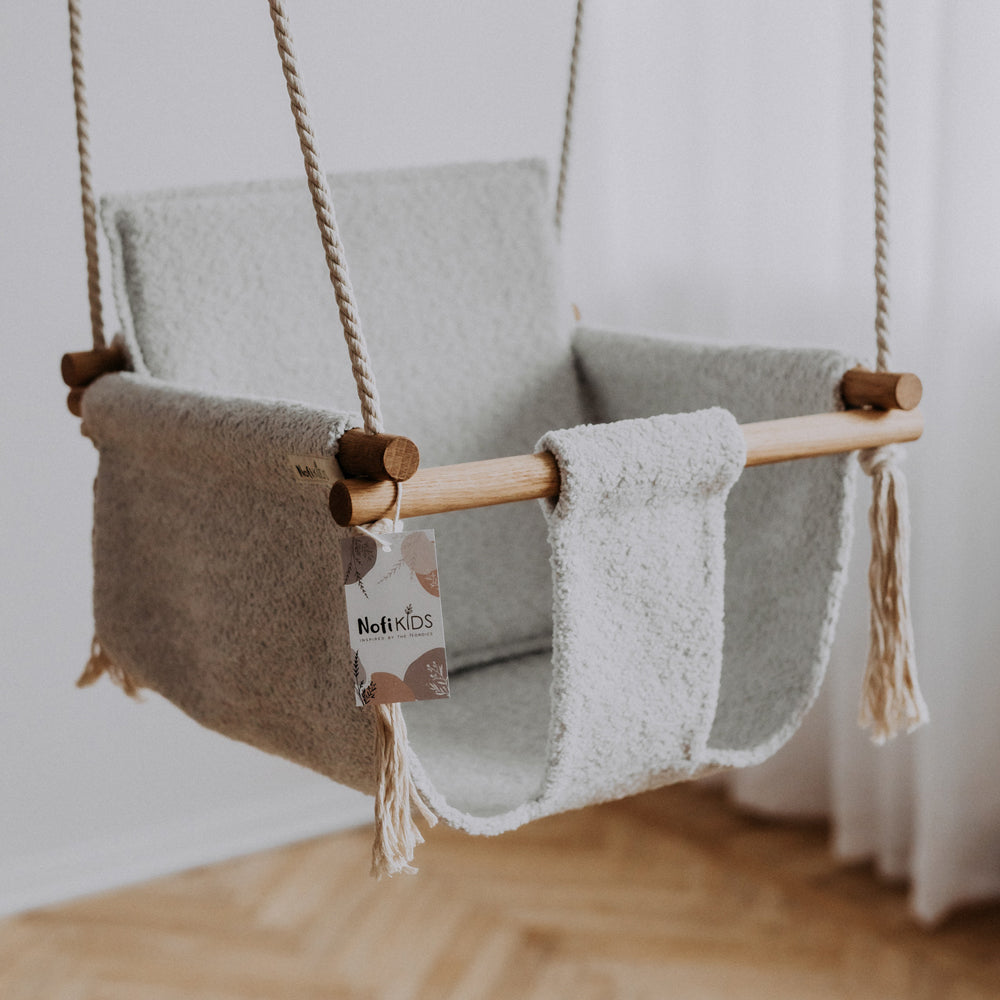 Hellgraue Babyschaukel Swing Boucle aus weichem Material für drinnen, ideal für Spielzeug & Spiele sowie Wipp- und Schaukelspielzeug Neuheiten