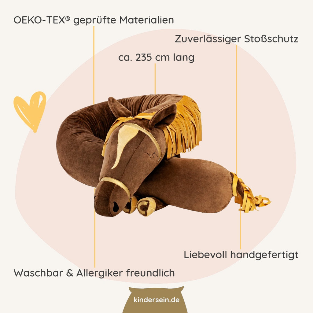 Weiche Bettschlange Amadeus in Pferdeform, 235 cm lang, allergikerfreundlich, waschbar, handgefertigt mit OEKO-TEX® geprüftem Material.
