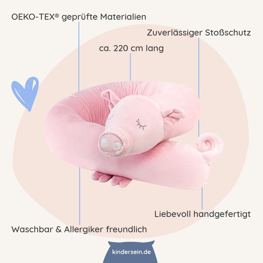 Rosa Bettschlange und Spielkissen Frida das Ferkel, weich, handgefertigt, waschbar, allergikerfreundlich und ca. 220 cm lang für Kinderzimmer.