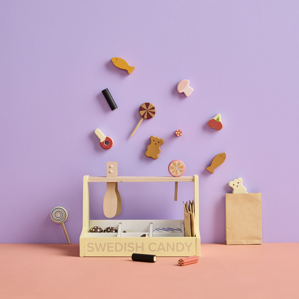 Holz Candybar-Spielset mit 36 Teilen, Motorik- & Holzspielzeug, ideal für Kinderküchen und kreative Spielzeit im gelben Kinderzimmer