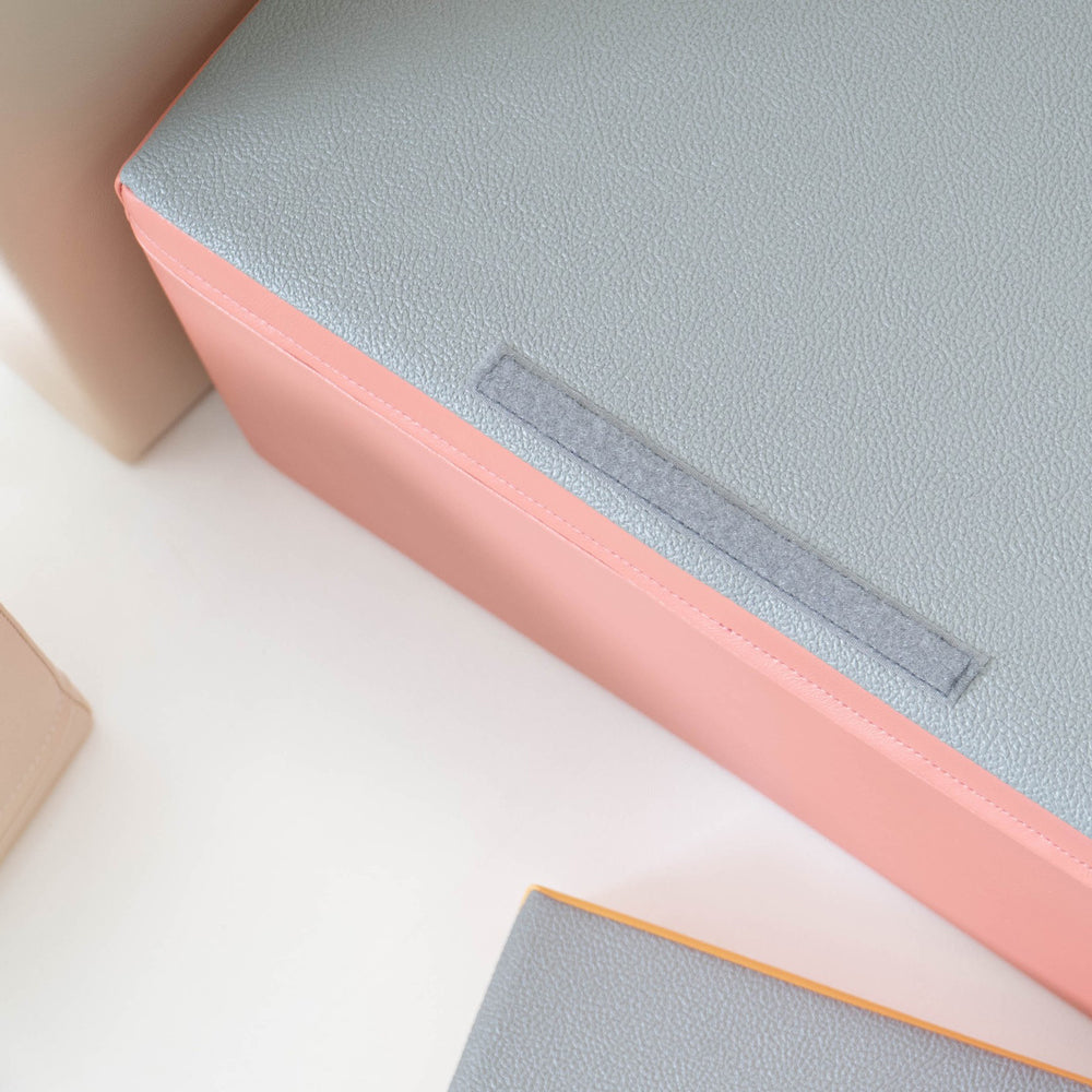 Softblock Bausteinset 8 Teile in Autumn Pastell, weiche, recycelbare Softblöcke für Spiel & Bewegung Kinder im gelben Kinderzimmer.