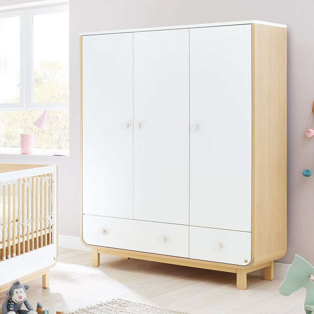 Moderner Kleiderschrank Round 3-Türig aus Kinderzimmer Möbel Serie, ideal für Aufbewahrung und Organisation im Kinderzimmer Neu.