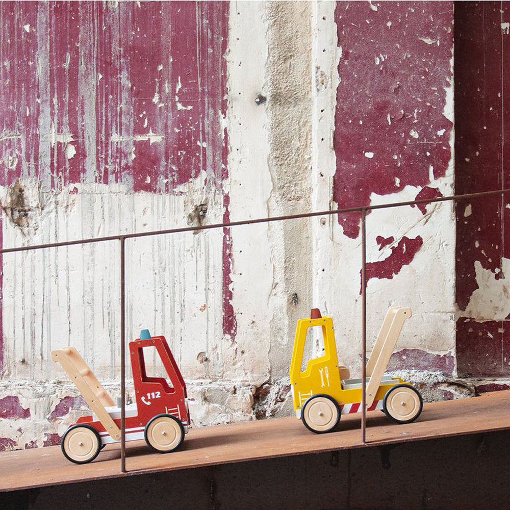 Lauflernwagen Feuerwehrauto mit Bremssystem und abnehmbarer Box für Kinder aus Spielzeug & Spiele, Geschenke, Fahrzeuge & Transport Themenwelt.