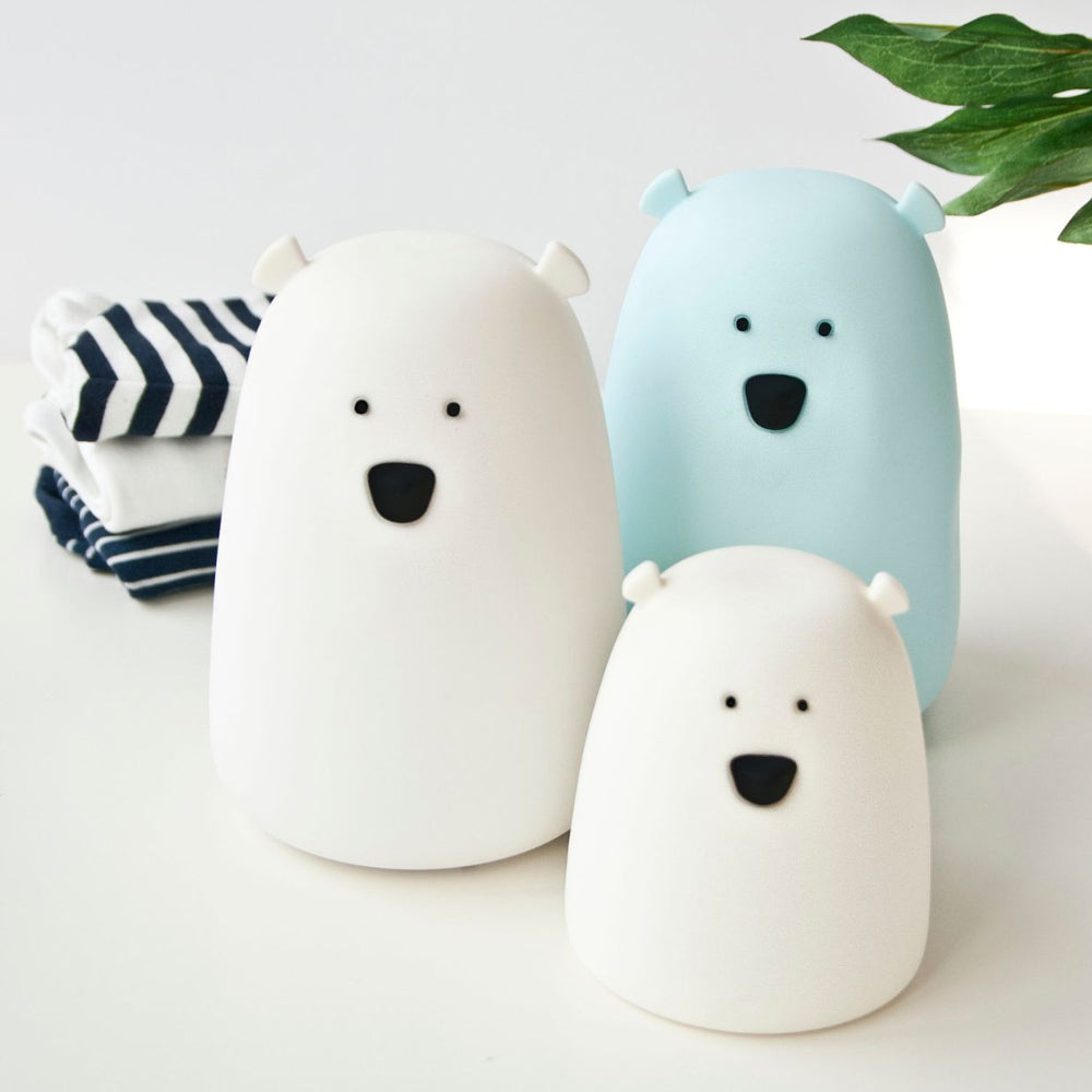 Mini Nachtlicht Little Bear aus Silikon in Weiß und Blau aus der Kinder-Beleuchtung und Tierwelt Themenwelt neu im Sortiment.