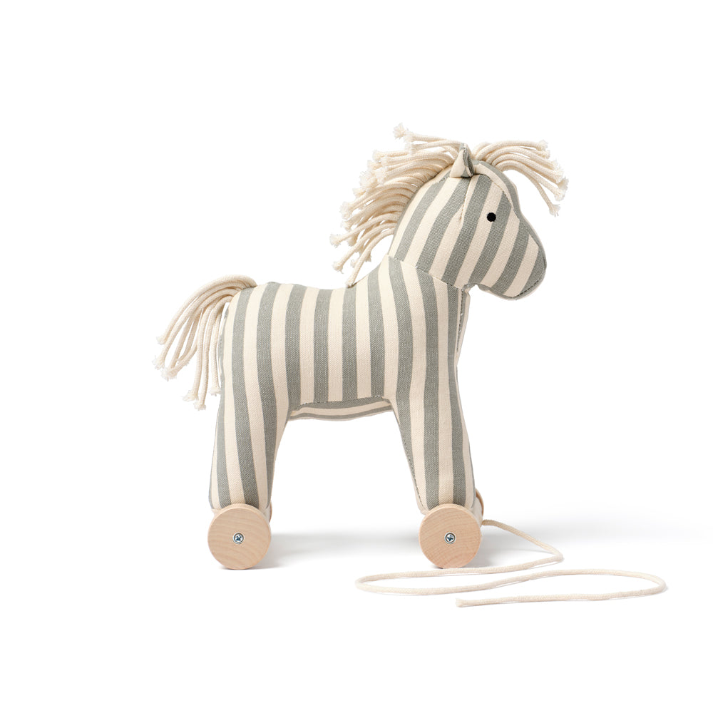 Nachziehpferdchen aus Holz und Baumwolle mit Streifenmuster aus der Tierwelt Themenwelt, ideal für Spiel & Bewegung Kinder.