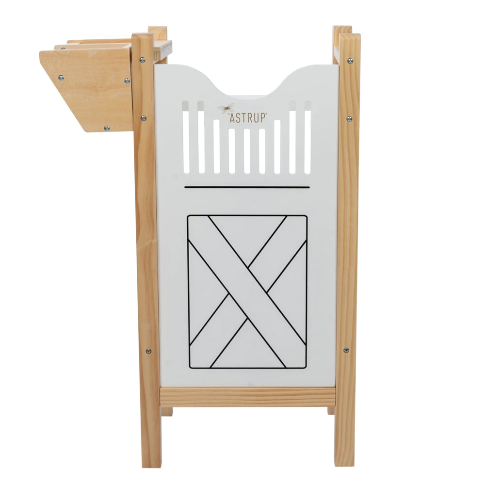 Pferdebox aus Sperrholz für 2 Steckenpferde aus der Sammlung Spielzeug & Spiele, ideal für Hobby Horsing und Kinder mit Tierwelt-Themenwelt.