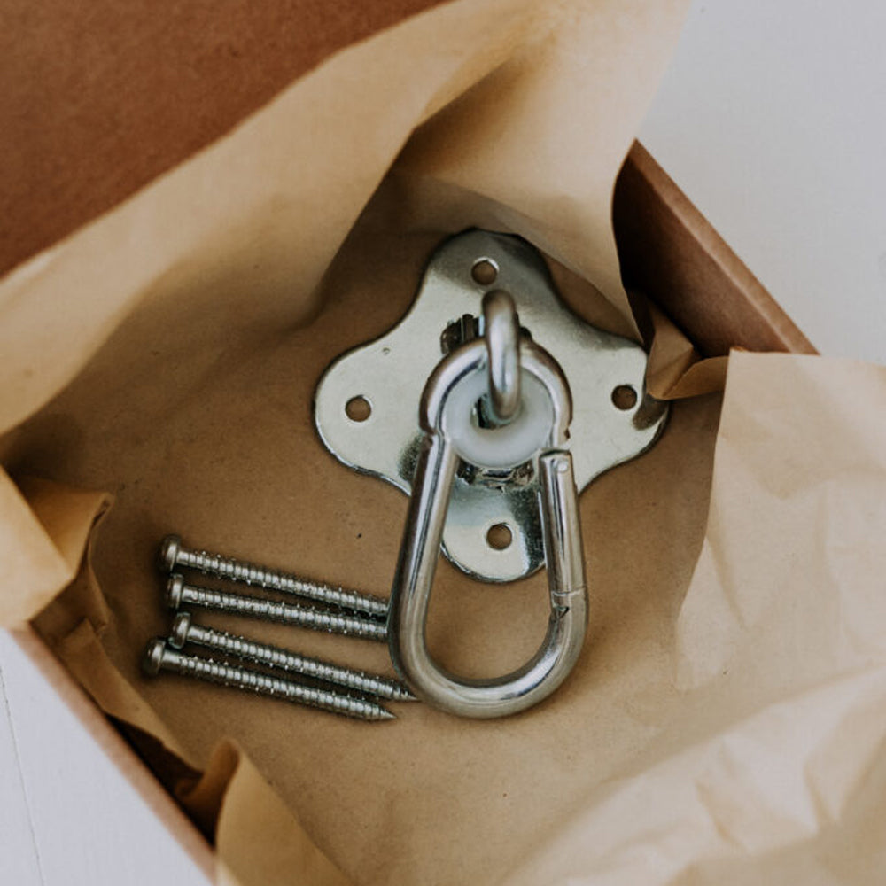 Holzdecken Befestigungs-Set mit Schrauben und Karabiner für HopOn Schaukel aus der Kategorie Spielzeug & Spiele, Bewegung Kinder.