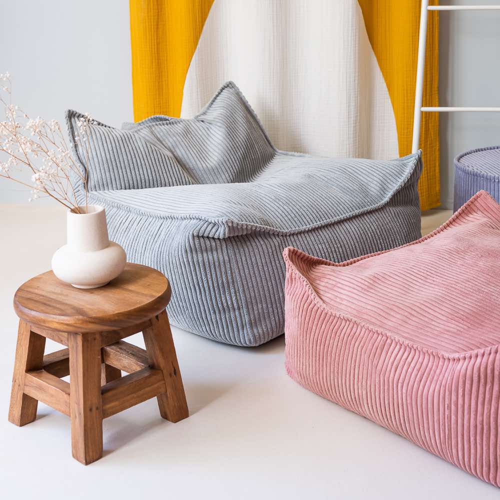Sitzmöbel für Kinder: Sessel, Sofas & Hocker