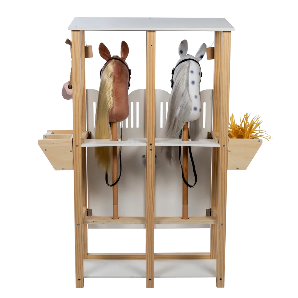 Stall aus Sperrholz für zwei Steckenpferde mit Futterboxen, ideal für Hobby Horsing in Spielzeug & Spiele Sammlung Kinder