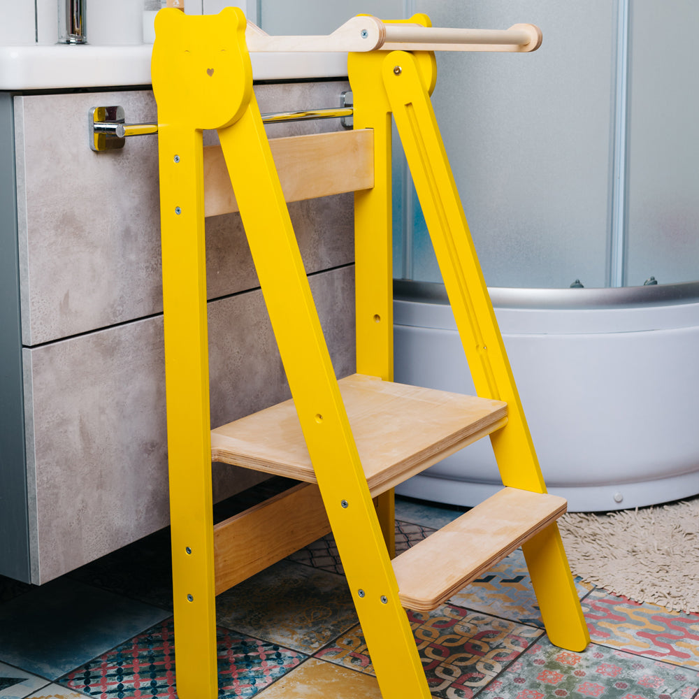 Klappbarer Tritthocker Lernstuhl in Gelb mit 2 höhenverstellbaren Stufen für Montessori und Pikler gelbes Kinderzimmer Neu Stühle & Hocker