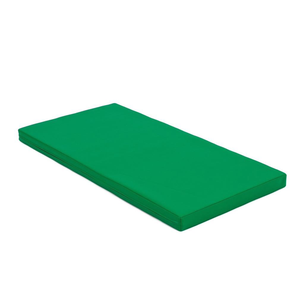 Grüne, faltbare Turn- und Spielmatte aus hochwertigem Schaumstoff für sichere Bewegungsfreiheit im Kinderzimmer Gelbes Kinderzimmer.