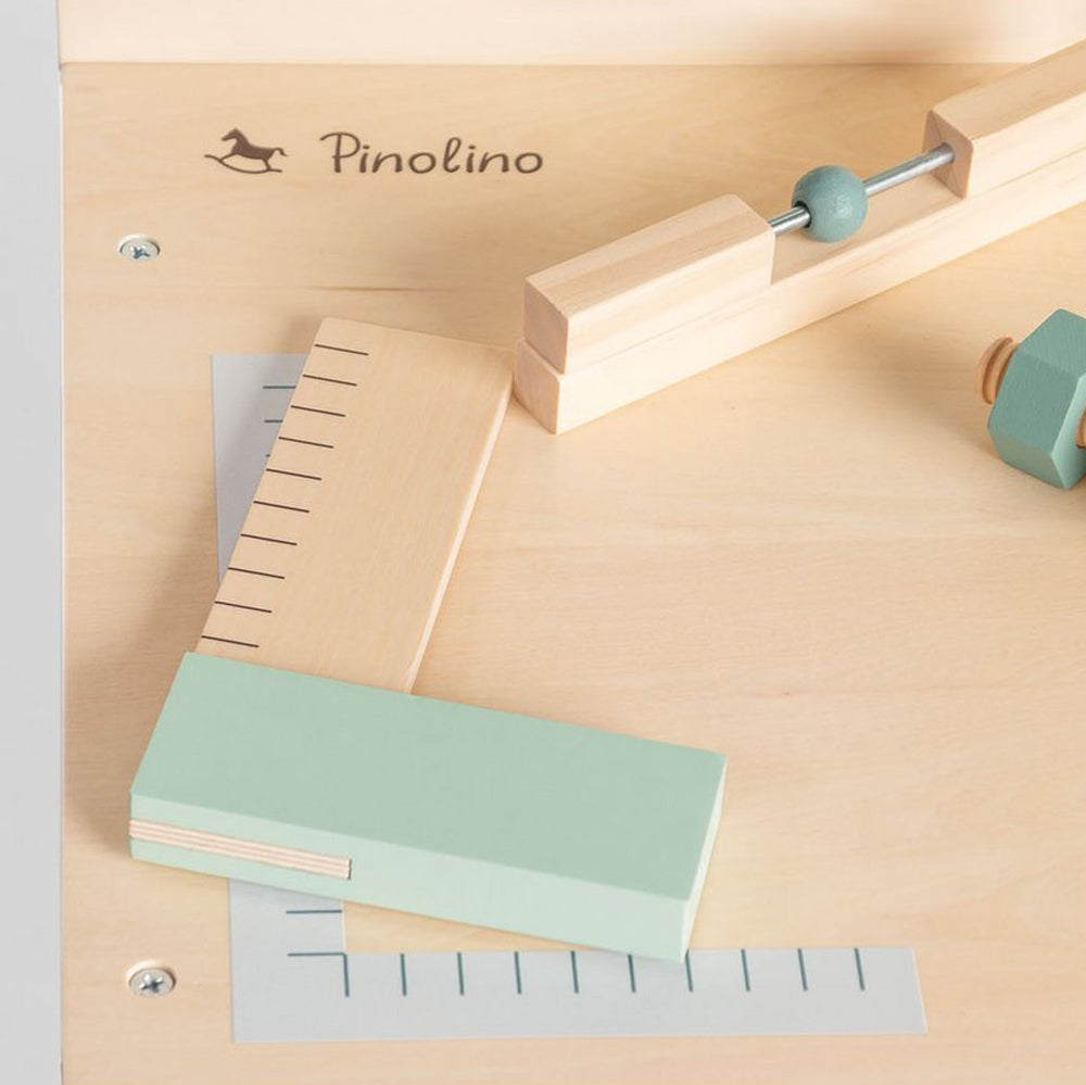 Werkbank-Spielset aus Holz mit Zubehör für kreatives Spielen, ideal für Motorik- & Holzspielzeug und Geschenke für Kinder.