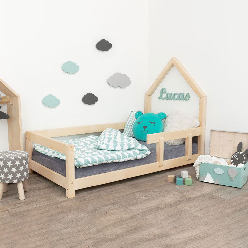 Kinder Hausbett Poppi mit Rausfallschutz aus Massivholz, Massivholz Hausbett - Kindersein