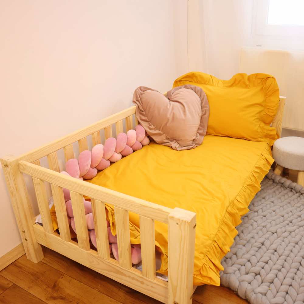 Bettwäsche Set aus Baumwolle mit Rüschen, Für das Kinderbett - Kindersein