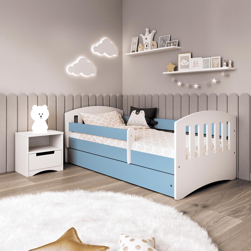 Kinderbett mit Rausfallschutz zeitlos klassisch, Kinderbett - Kindersein